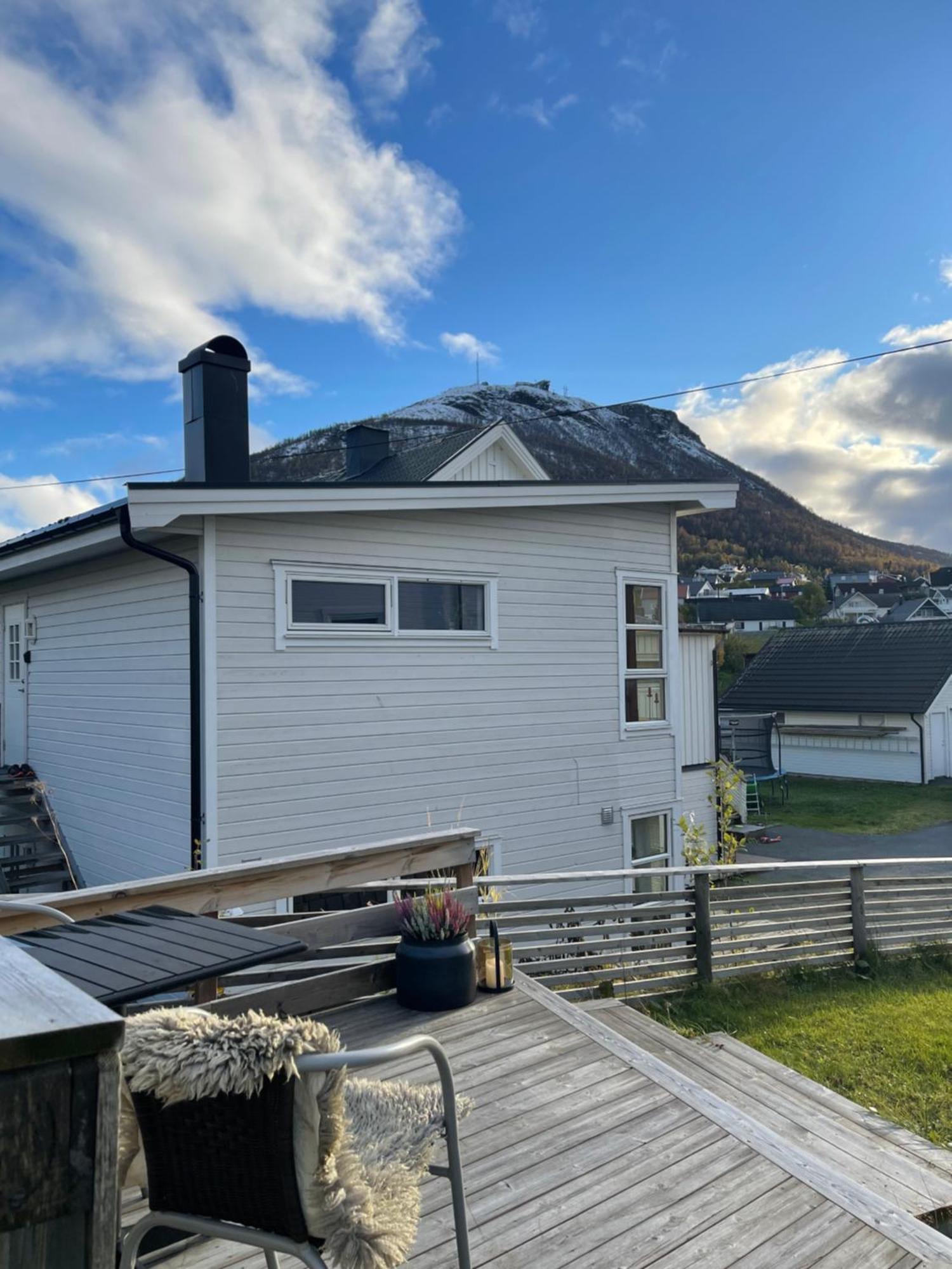 2 - Free Parking * Tromsdalen